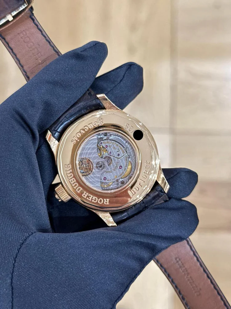 Roger Dubuis Hommage H43 Tri-retrograde Extra Large RG LE 28 pcs Box + Technical Instructions